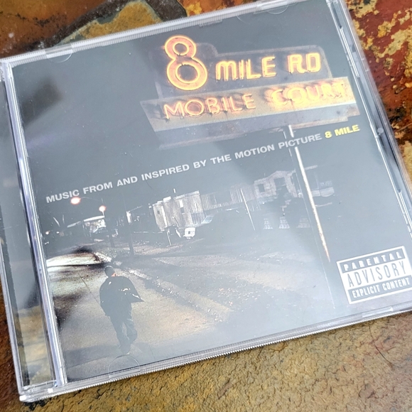 EMINEM 8 Mile Soundtrack from Movie 8 Mile Jay-Z, 50 Cent, Macy Gray, Nas, Rakim - Picture 2 of 4